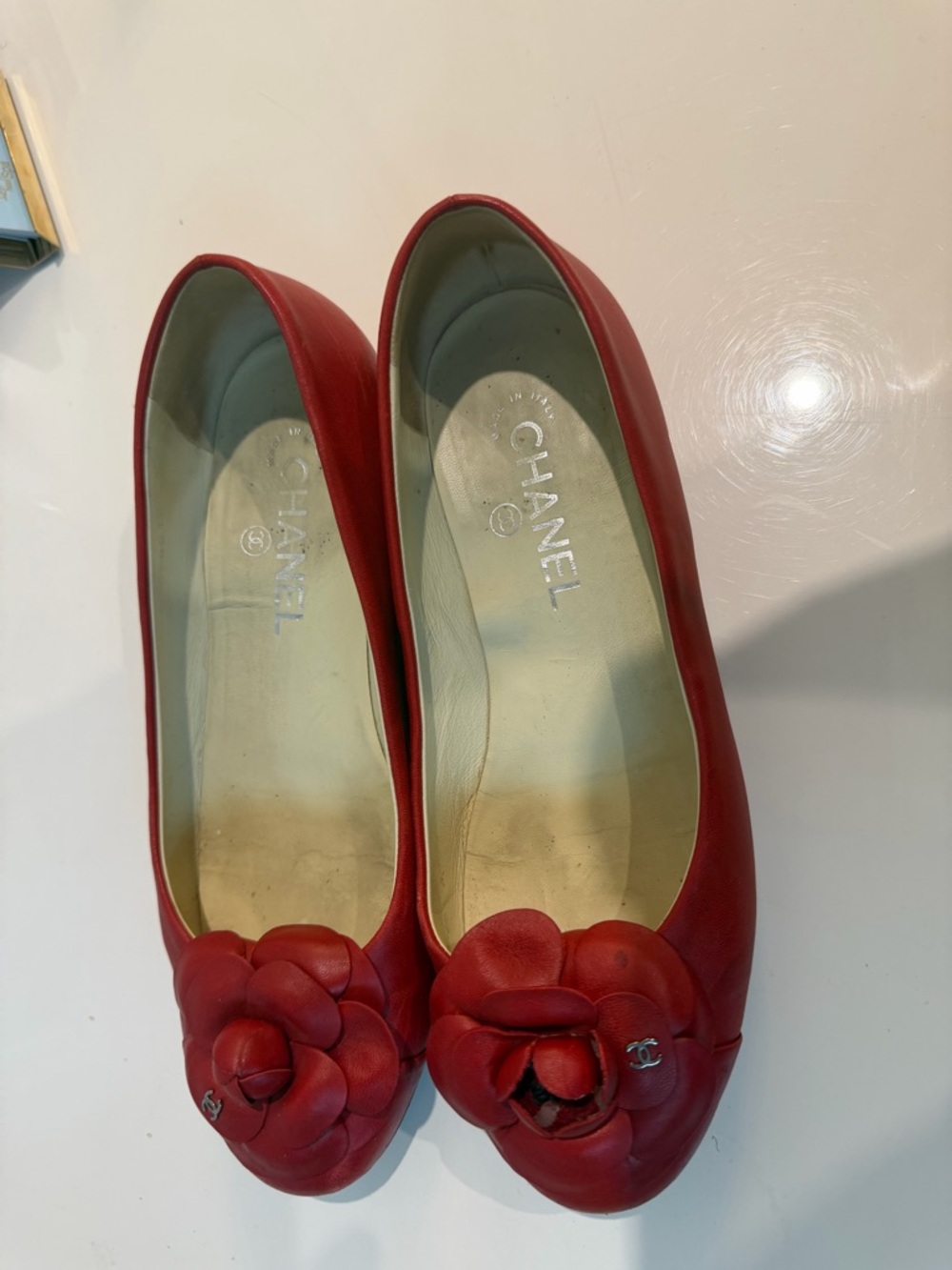 CHANEL Red Leather Flower Ballet Flats - Picture 2 of 7